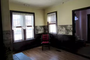 21 Cross St, Skowhegan, ME 04976 - Photo 10