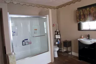 21 Cross St, Skowhegan, ME 04976 - Photo 16