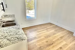 33 Dyer St, Presque Isle, ME 04769 - Photo 16