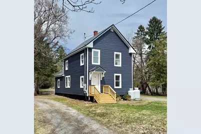 33 Dyer Street, Presque Isle, ME 04769 - Photo 1
