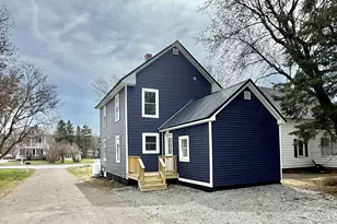33 Dyer St, Presque Isle, ME 04769 - Photo 6