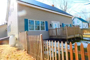 88 Water St, Machias, ME 04654 - Photo 2