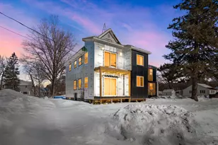 8 Thomas St, Madison, ME 04950 - Photo 1