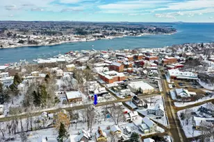 18 Waldo Ave, Belfast, ME 04915 - Photo 2