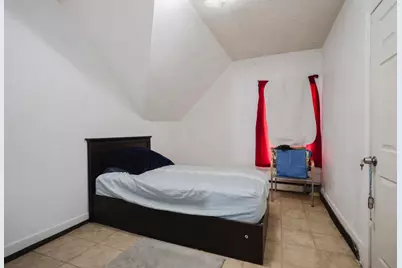 67 Maple Street, Lewiston, ME 04240 - Photo 18