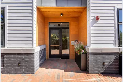 1 Joy Place #1D, Portland, ME 04102 - Photo 2