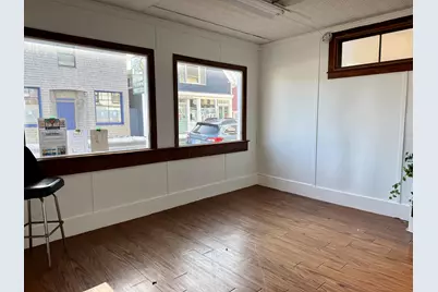 54 W Main Street, Vinalhaven, ME 04863 - Photo 4