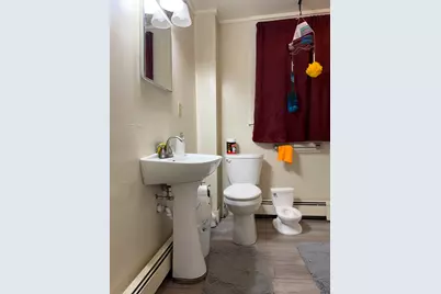 137 S Main Street, Auburn, ME 04210 - Photo 10