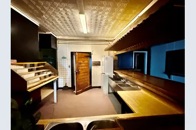 54 W Main Street, Vinalhaven, ME 04863 - Photo 22