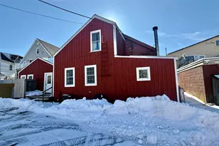 54 W Main St, Vinalhaven, ME 04863 - Photo 1