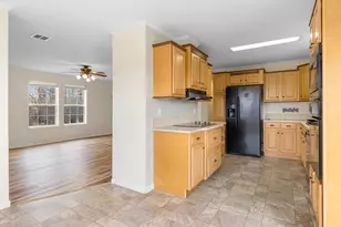98 New County Rd, Rockland, ME 04841 - Photo 8