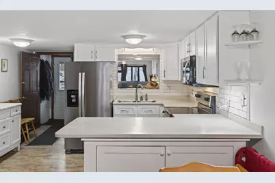 1112 Roosevelt Trail #8, Windham, ME 04062 - Photo 10