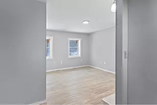 212 Montello St, Lewiston, ME 04240 - Photo 24