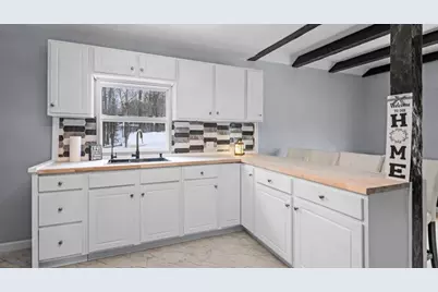 212 Montello Street, Lewiston, ME 04240 - Photo 6