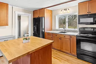 64 Penobscot St, Orono, ME 04473 - Photo 6