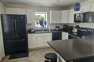 18 King Ave, Lewiston, ME 04240 - Photo 2