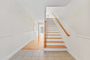 7 Heath St, Old Orchard Beach, ME 04064 - Photo 18