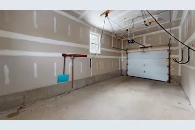 539 Kenduskeag Avenue #B3, Bangor, ME 04401 - Photo 16