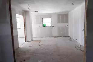 14 Heselton St, Skowhegan, ME 04976 - Photo 10