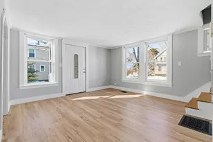 15 Union St, Saco, ME 04072 - Photo 4