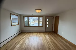 43 Eustis St, Lewiston, ME 04240 - Photo 8