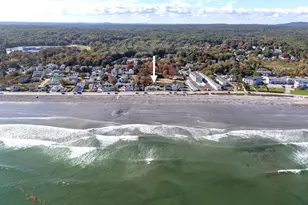 293 Long Beach Ave, York, ME 03909 - Photo 2