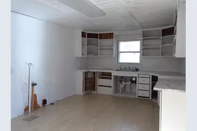 39 Sawyer Street, Waterville, ME 04901 - Photo 14