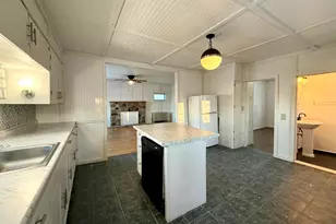 102 Garfield St, Calais, ME 04619 - Photo 6