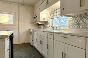 102 Garfield St, Calais, ME 04619 - Photo 10