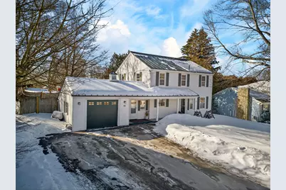 46 Johnson Heights, Waterville, ME 04901 - Photo 4