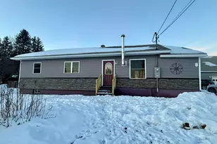 31 Plante Rd, Caribou, ME 04736 - Photo 2