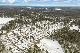 5 Holiday Ln, Standish, ME 04084 - Photo 10