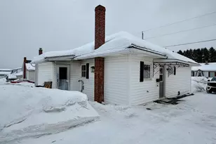 169 Mountainview Ave, Madawaska, ME 04756 - Photo 6