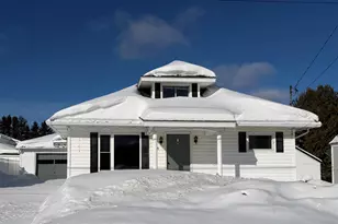 169 Mountainview Ave, Madawaska, ME 04756 - Photo 2