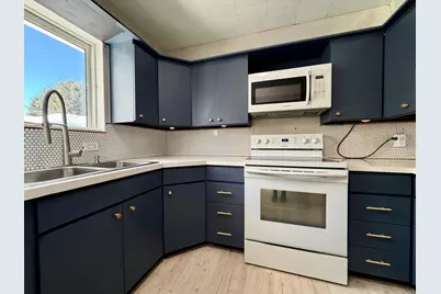 169 Mountain View Avenue, Madawaska, ME 04756 - Photo 14