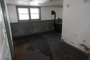 30 Hillcrest St, Gardiner, ME 04345 - Photo 12