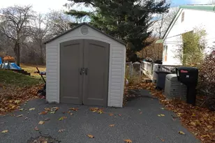 30 Hillcrest St, Gardiner, ME 04345 - Photo 2