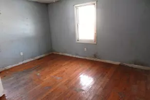 30 Hillcrest St, Gardiner, ME 04345 - Photo 10