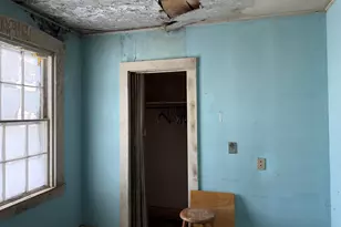 29 Broadway St, Machias, ME 04654 - Photo 12