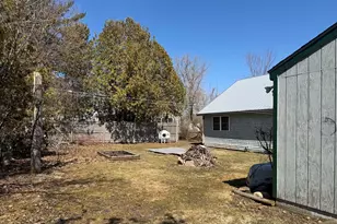 9 Summit St, Baileyville, ME 04694 - Photo 14