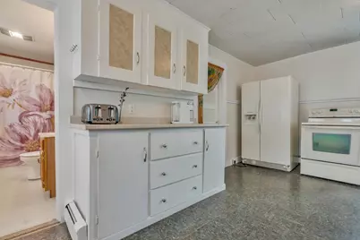 22 10th Street, Old Orchard Beach, ME 04064 - Photo 2