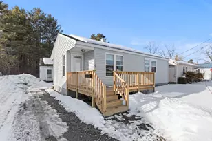25 Longfellow Dr, Westbrook, ME 04092 - Photo 1