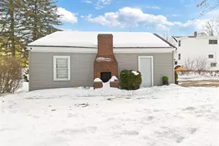 1 Williams St, Waterville, ME 04901 - Photo 12