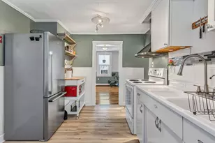 346 Lincoln St, Bangor, ME 04401 - Photo 14
