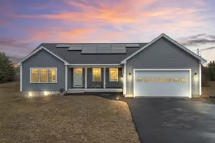 92 High St, North Berwick, ME 03906 - Photo 1