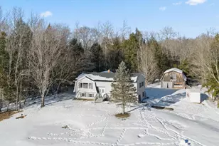 103 Manning Dr, West Gardiner, ME 04345 - Photo 2