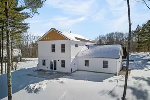 11 Village Green Cir, Oakland, ME 04963 - Photo 2