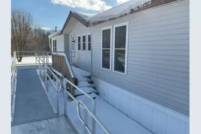 401 Beechwood Street, Warren, ME 04864 - Photo 2