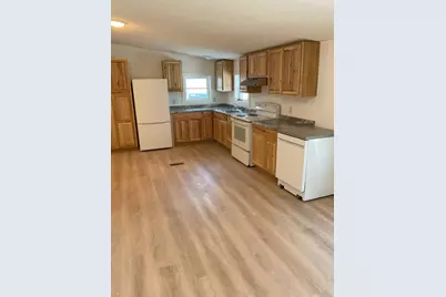 401 Beechwood Street, Warren, ME 04864 - Photo 12