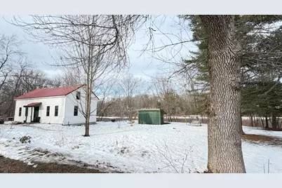 42 Howard Street, Old Town, ME 04468 - Photo 2